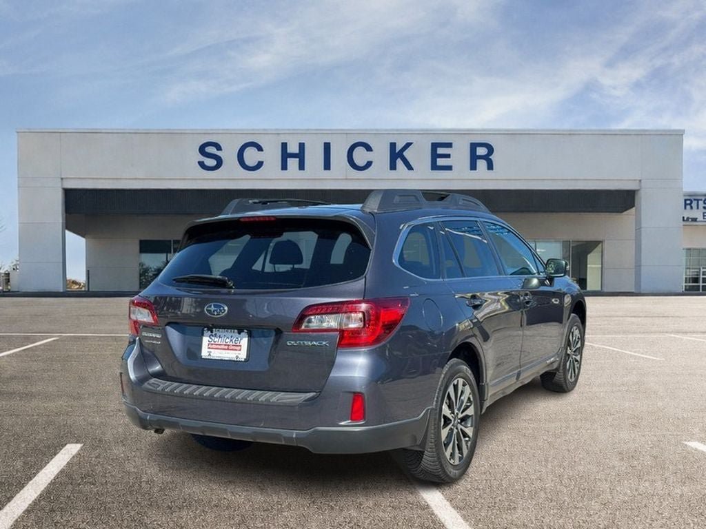 Used 2015 Subaru Outback 2.5i Limited AWD/4WD image 3