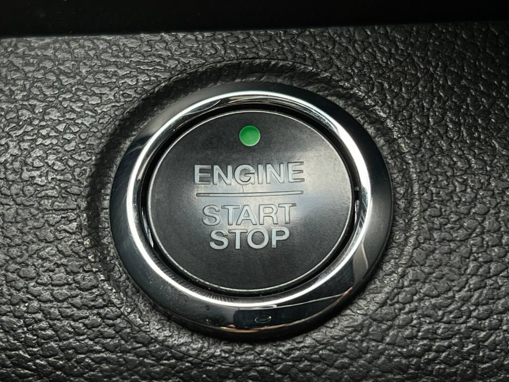 Used 2019 Ford F150 Platinum w/ Equipment Group 701A Luxury AWD/4WD image 36