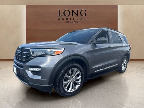 Used 2021 Ford Explorer XLT w/ Equipment Group 202A AWD/4WD image 1