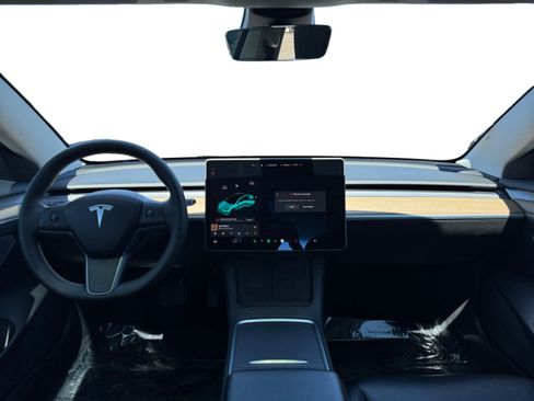 Used 2022 Tesla Model 3 Standard Range RWD image 10