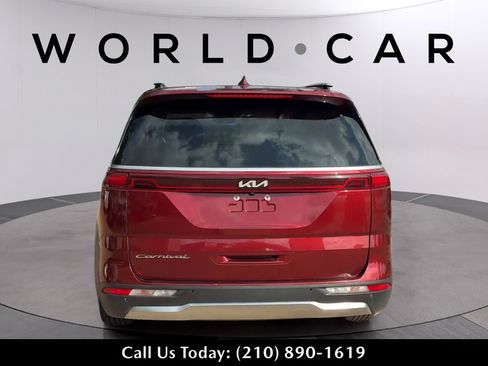 Used 2022 Kia Carnival SX Prestige FWD image 7