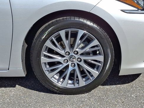 Used 2021 Lexus ES 350 w/ Premium Package image 8