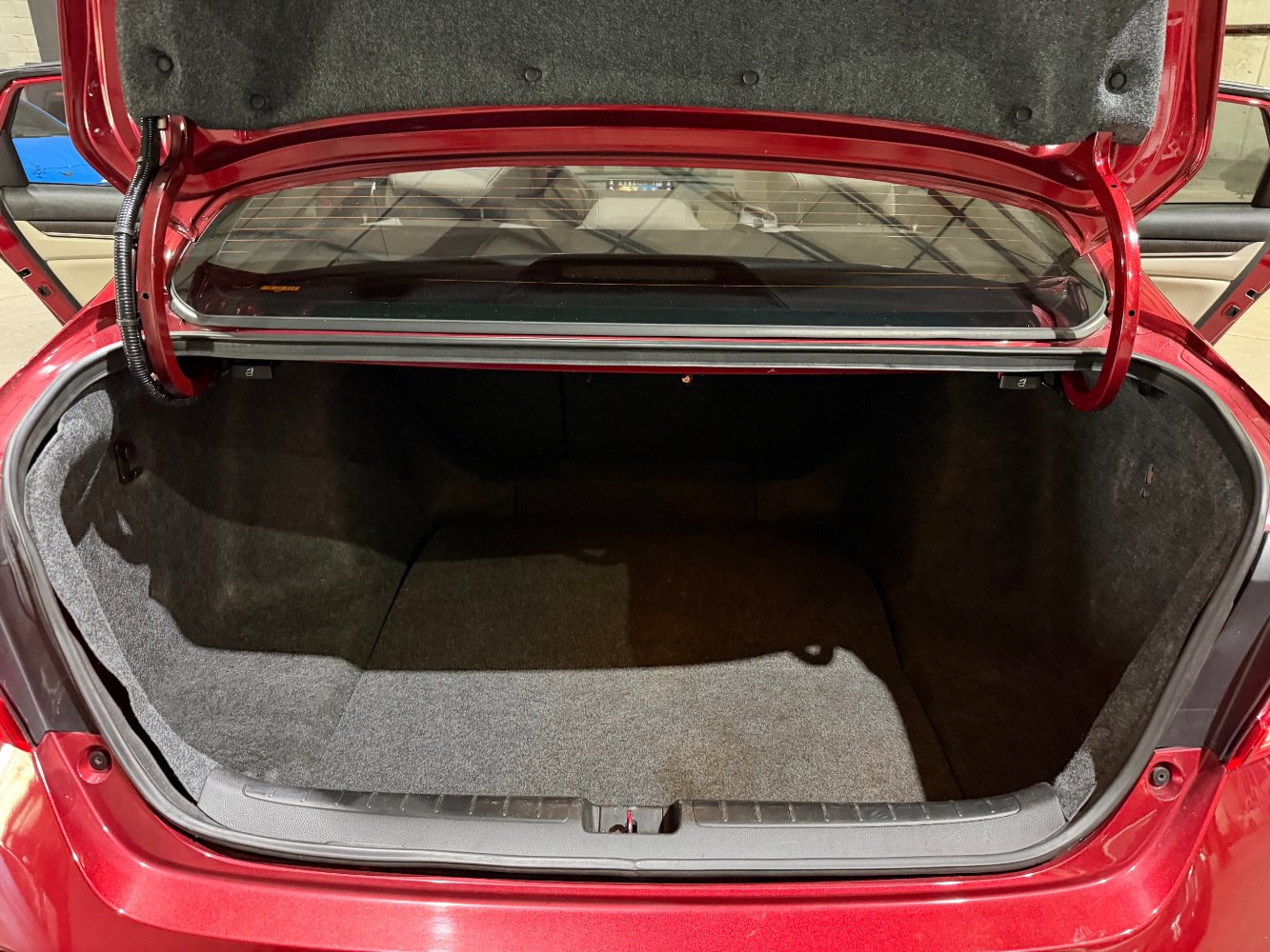Used 2021 Honda Accord EX-L image 18