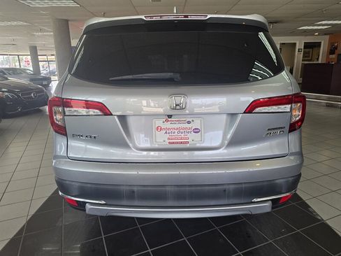 Used 2019 Honda Pilot Touring image 5