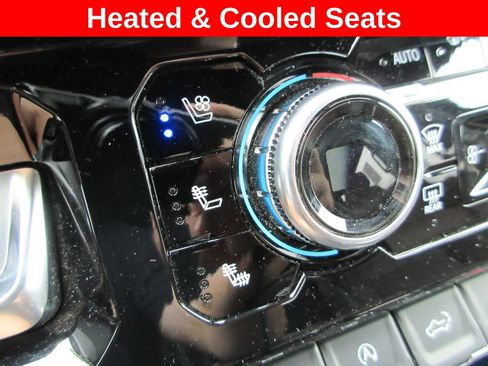 Certified 2024 GMC Sierra 1500 Denali AWD/4WD image 19