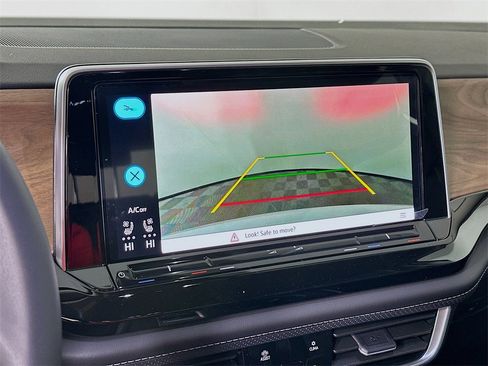 New 2026 Volkswagen Atlas SE image 23