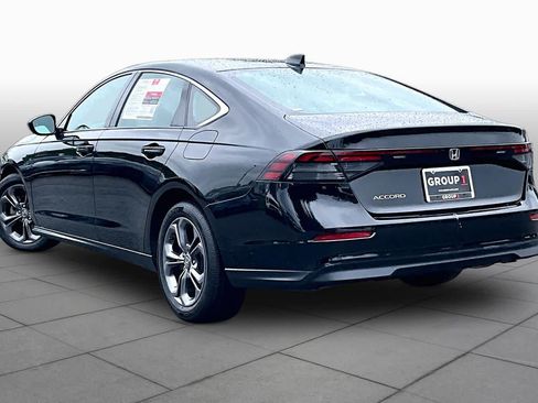 Used 2023 Honda Accord EX image 12