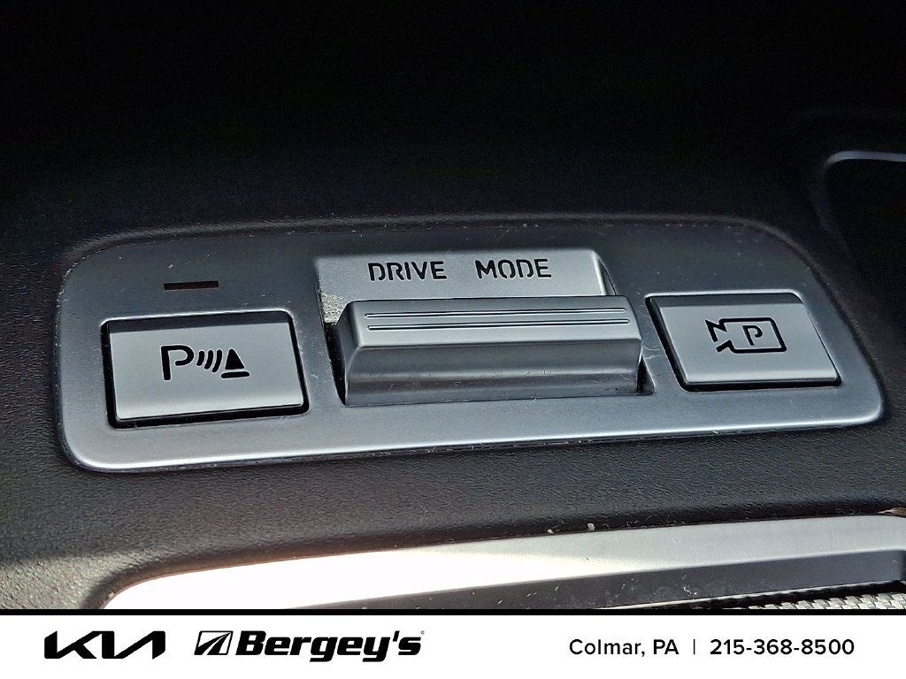 Used 2023 Genesis GV70 2.5T w/ Select Package AWD/4WD image 27