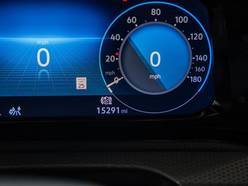 Used 2024 Volkswagen GTI Autobahn image 44