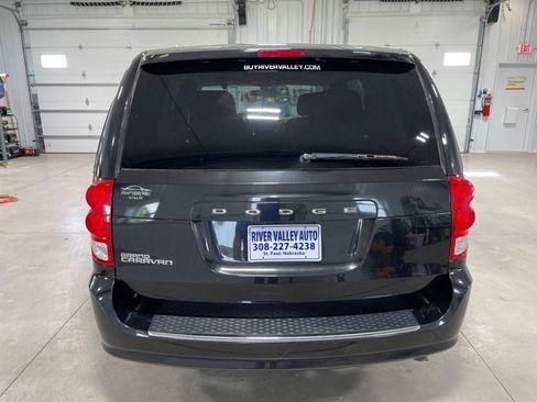 Used 2015 Dodge Grand Caravan SE w/ Quick Order Package 29E SE FWD image 6