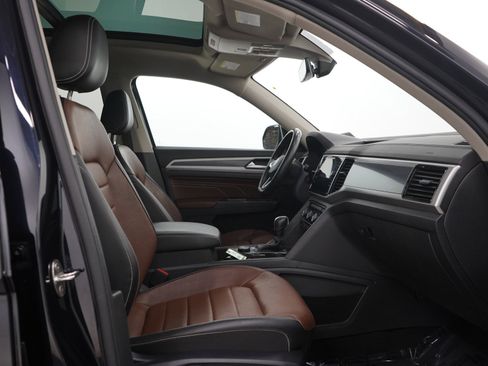 Used 2023 Volkswagen Atlas SEL Premium AWD/4WD image 13