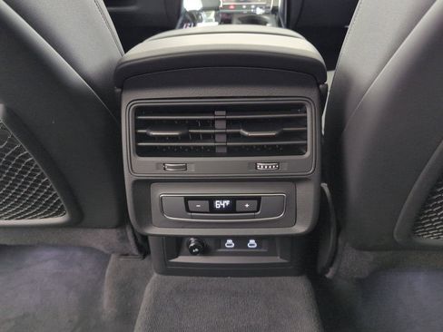 Certified 2025 Audi Q7 2.0T Premium Plus w/ Premium Plus Package image 21