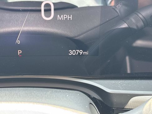 Used 2025 Buick Envista Avenir FWD image 27