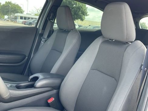 Used 2019 Honda HR-V Sport image 14