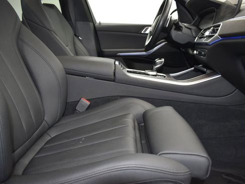 Used 2022 BMW X5 sDrive40i w/ Premium Package image 24