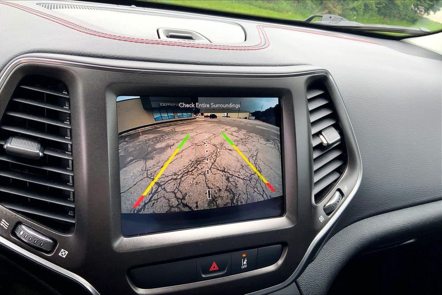 Used 2022 Jeep Cherokee Trailhawk w/ Sound & Nav Group AWD/4WD image 22