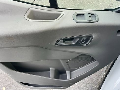 New 2026 Ford Transit 250 148 Medium Roof w/ Load Area Protection Package image 13