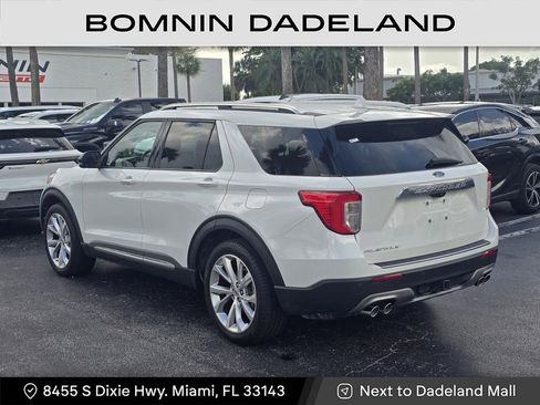 Used 2023 Ford Explorer Platinum w/ Technology Package image 3