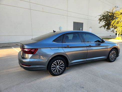 Used 2020 Volkswagen Jetta SE image 33