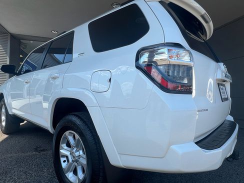 Used 2022 Toyota 4Runner SR5 image 6