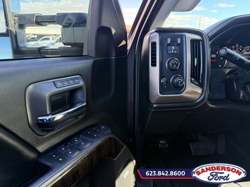 Used 2015 GMC Sierra 2500 Denali w/ Duramax Plus Package image 11