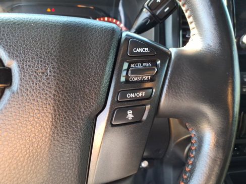 Used 2021 Nissan Titan PRO-4X w/ Pro-4x Convenience Package image 21