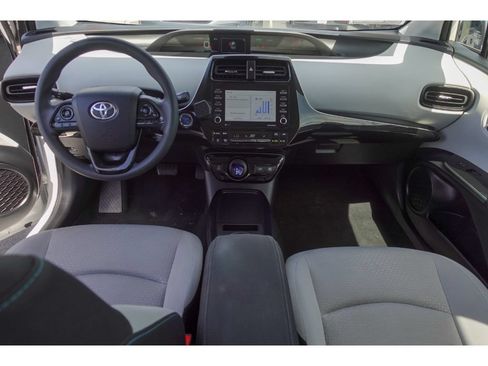 Used 2022 Toyota Prius LE FWD image 21