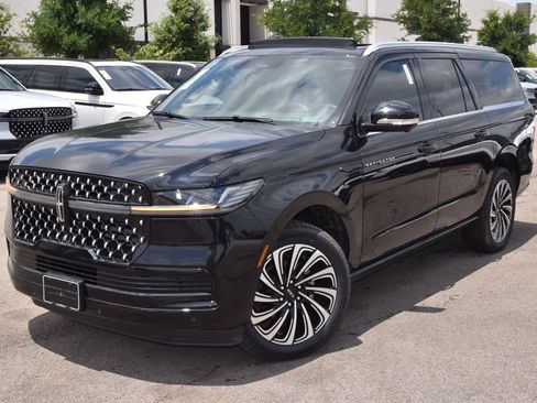 New 2026 Lincoln Navigator L Black Label AWD/4WD image 12