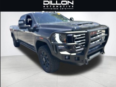 Used 2024 GMC Sierra 2500 AT4 w/ AT4 Premium Plus Package AWD/4WD image 13