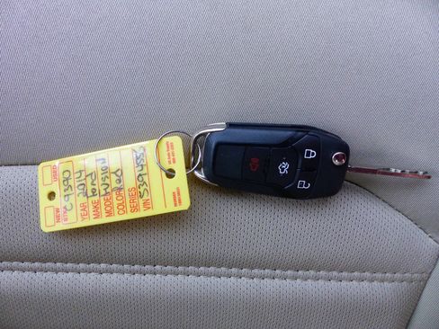 Used 2014 Ford Fusion SE image 50