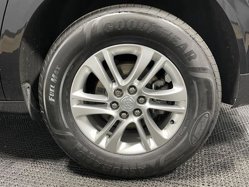 Used 2018 Buick Enclave Essence image 19