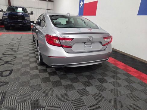 Used 2020 Honda Accord LX image 11