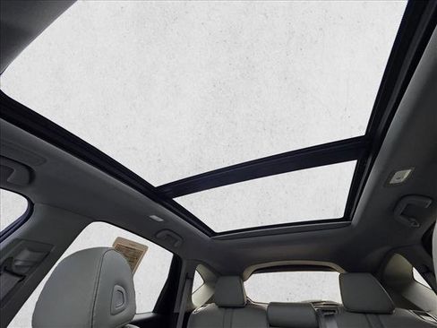 Used 2021 Acura RDX AWD w/ Technology Package image 19