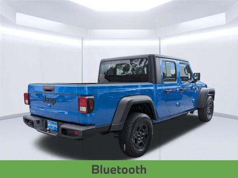 Used 2022 Jeep Gladiator Sport AWD/4WD image 6