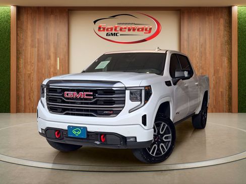 Used 2024 GMC Sierra 1500 AT4 w/ Technology Package AWD/4WD image 1