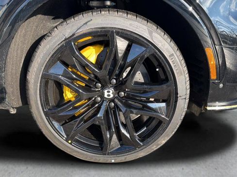 New 2026 Bentley Bentayga Speed image 13