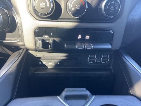 Used 2019 RAM 1500 Big Horn image 24