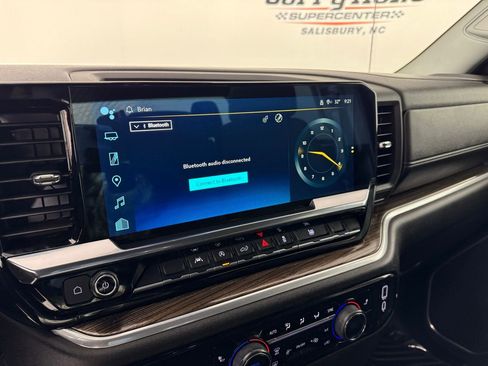 Used 2024 Chevrolet Silverado 1500 LT image 15