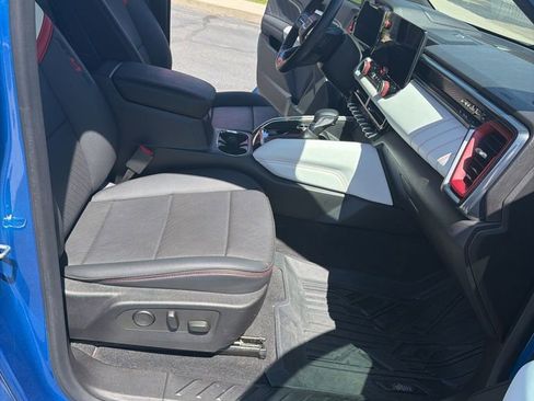 Used 2024 GMC Canyon AT4X w/ AT4X AEV Edition AWD/4WD image 12