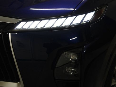 New 2025 INFINITI QX80 Luxe image 11