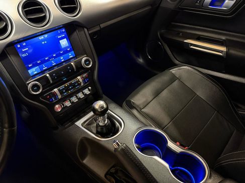 Used 2022 Ford Mustang GT Premium w/ Black Accent Package RWD image 19