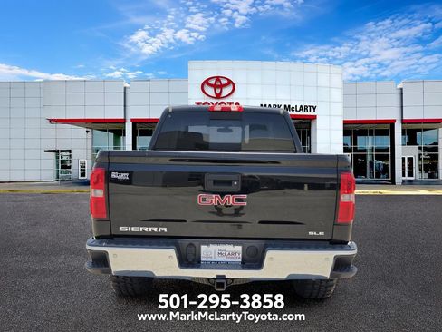 Used 2015 GMC Sierra 1500 SLE w/ SLE Value Package AWD/4WD image 4