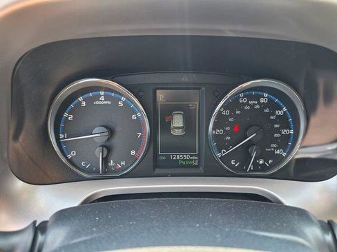 Used 2016 Toyota RAV4 Limited FWD image 30