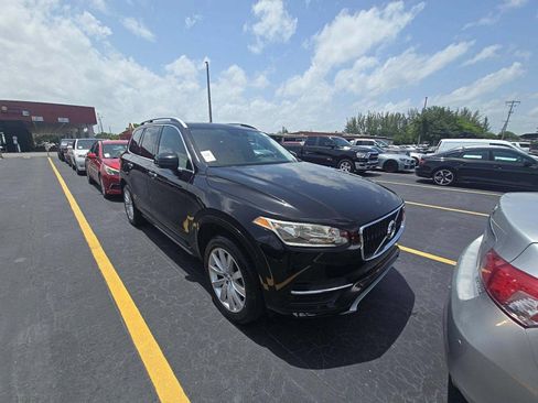 Used 2016 Volvo XC90 T6 Momentum w/ Protection Package Plus AWD/4WD image 3