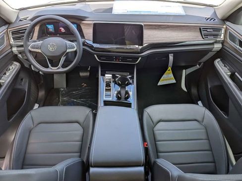 New 2026 Volkswagen Atlas SEL AWD/4WD image 16