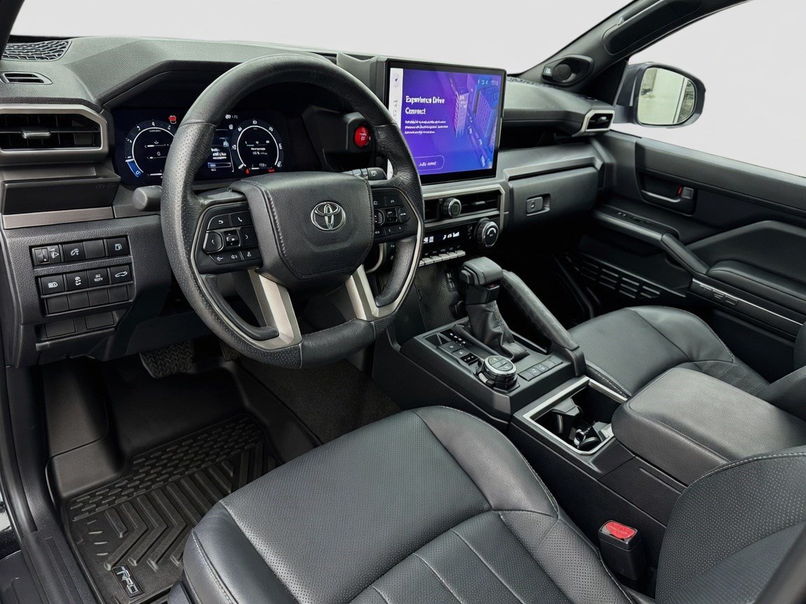 Used 2025 Toyota 4Runner TRD Off-Road Premium AWD/4WD image 7