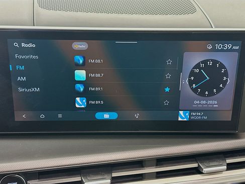 Used 2025 Hyundai Santa Fe SEL image 21