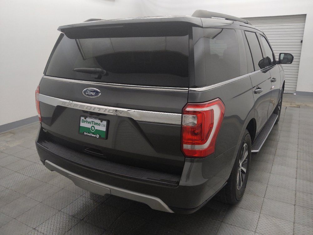 Used 2018 Ford Expedition XLT w/ Equipment Group 202A RWD image 7