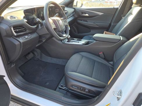 New 2026 Buick Envista Preferred w/ Convenience I Package FWD image 21