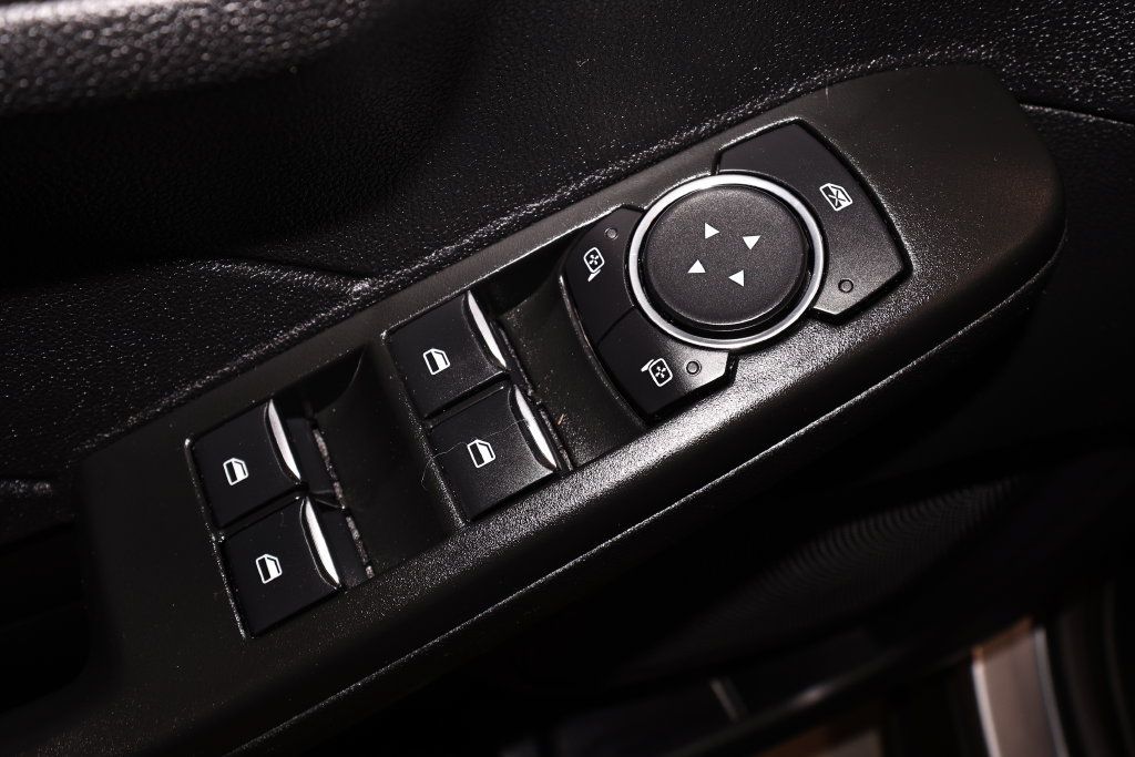 Certified 2022 Ford Escape SE w/ Convenience Package FWD image 11